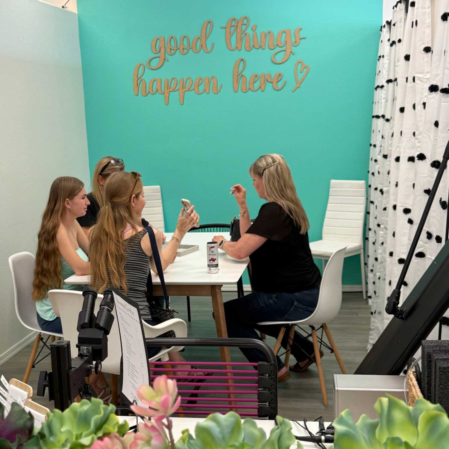 Permanent Bracelet Birthday Party in The Lab