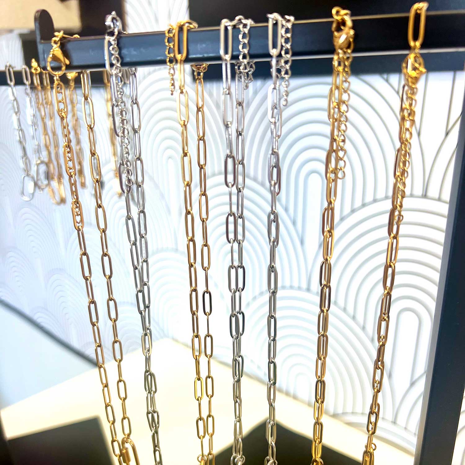 Charm Bar Girls' Night in The Lab