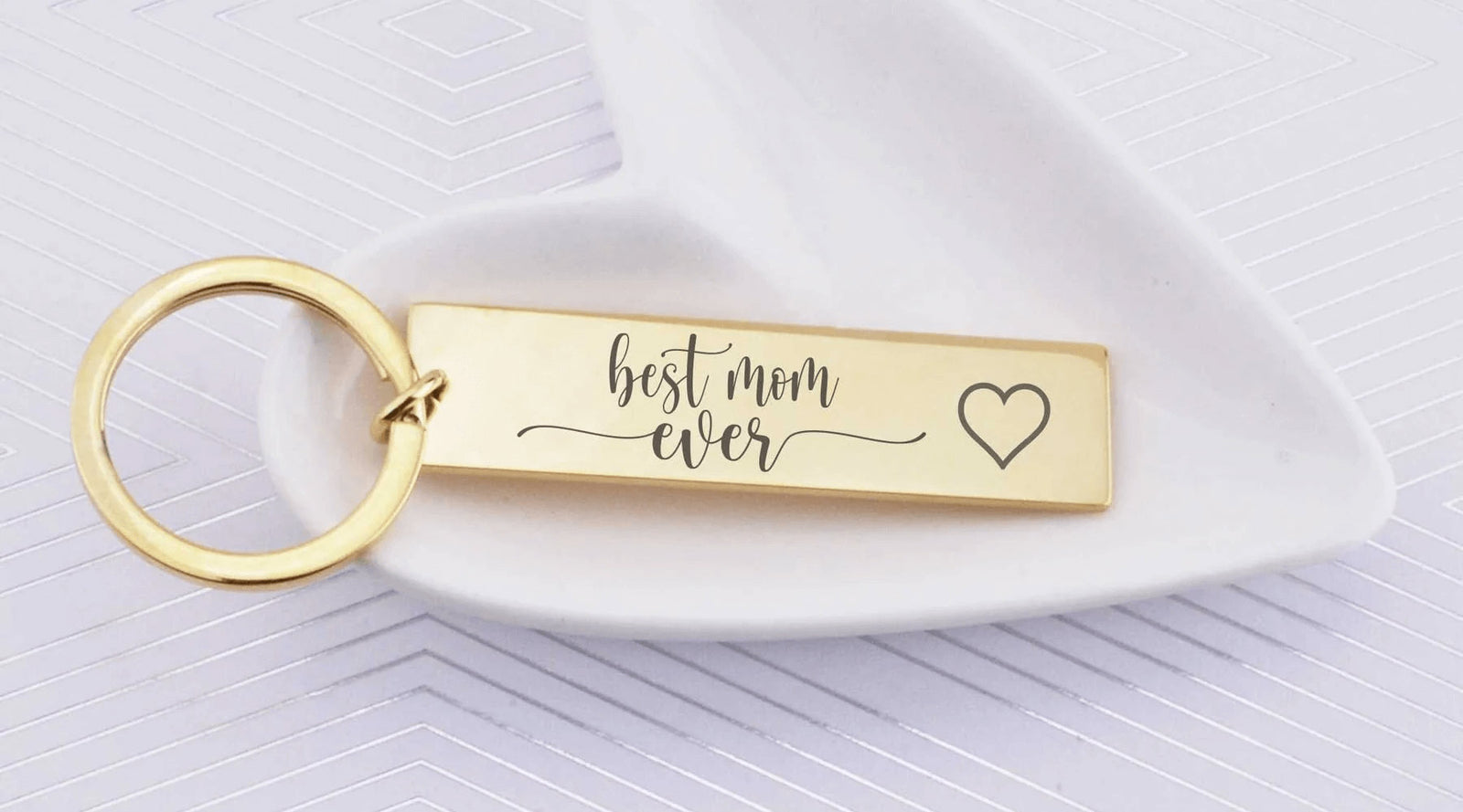 Gifts for Mom Who Doesn't Want Anything: Unique Gift Ideas for Mom |  Christmas gifts for mom, Mother birthday gifts, Unique gifts for girls