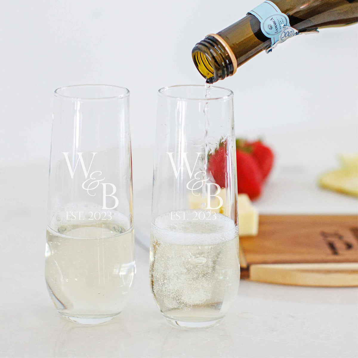 Stemless Champagne Glasses with Couple&#39;s Initials &amp; Date