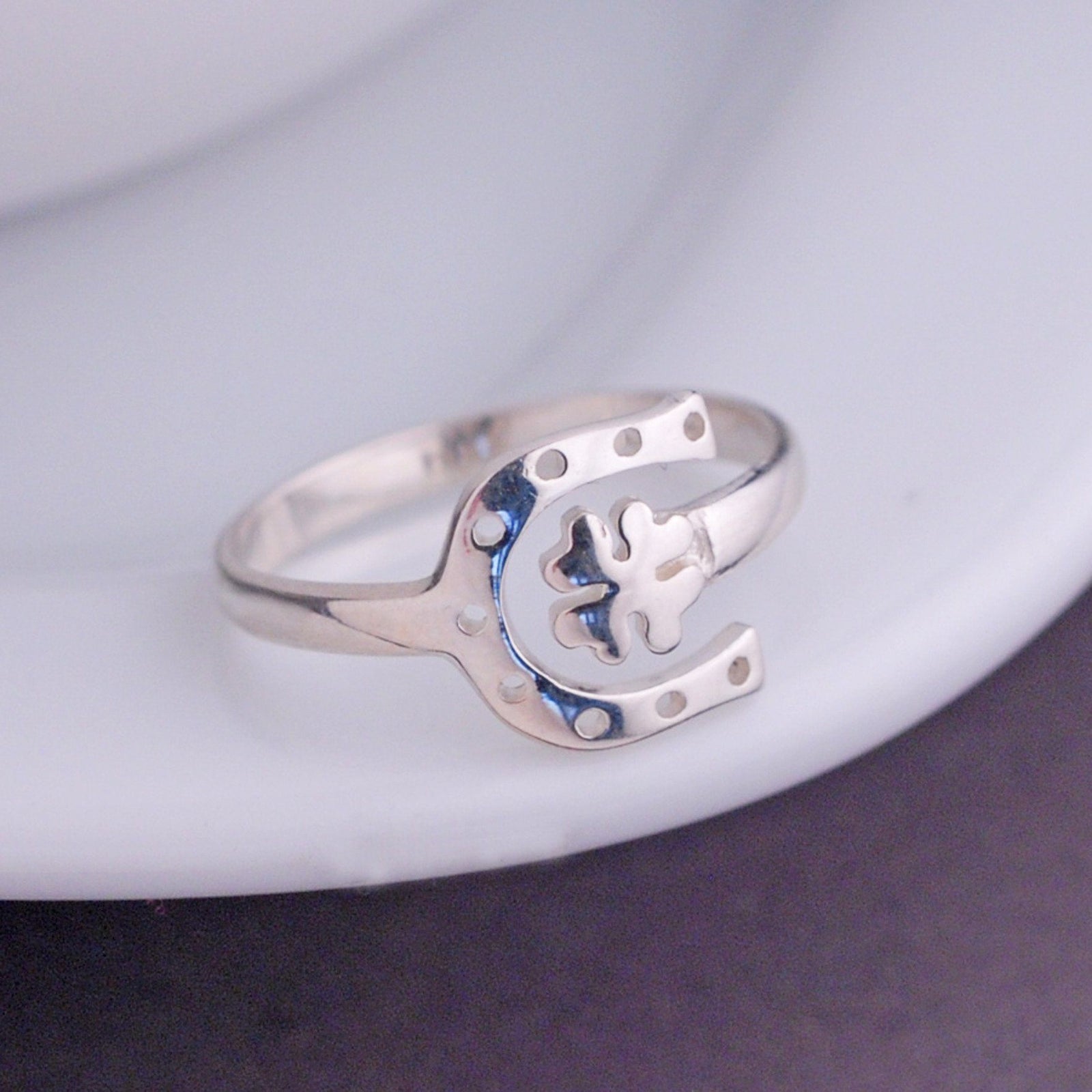 Silver Lucky Horseshoe 4 Leaf Clover Ring – Ring – georgie designs personalized jewelry