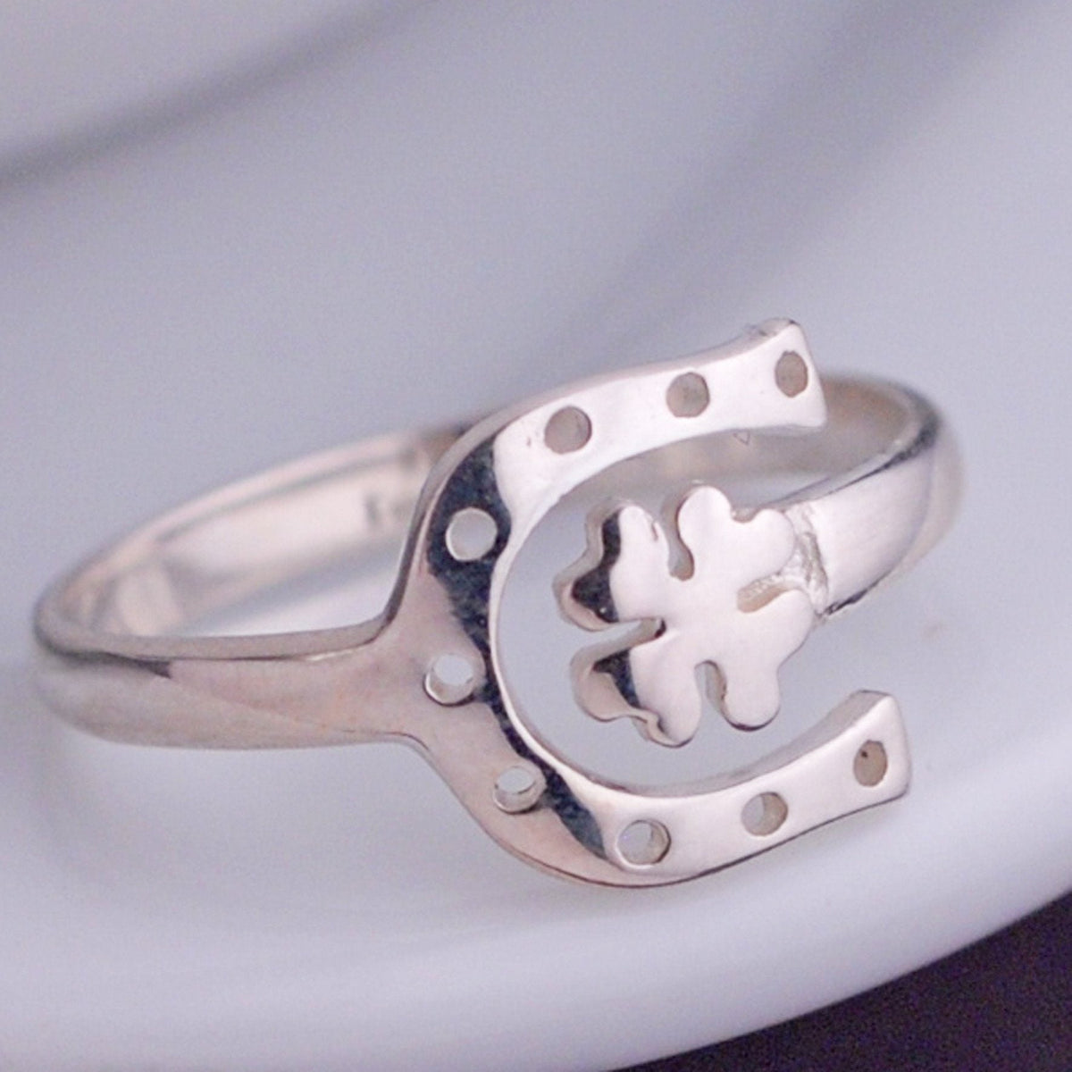 Silver Lucky Horseshoe 4 Leaf Clover Ring – Ring – georgie designs personalized jewelry
