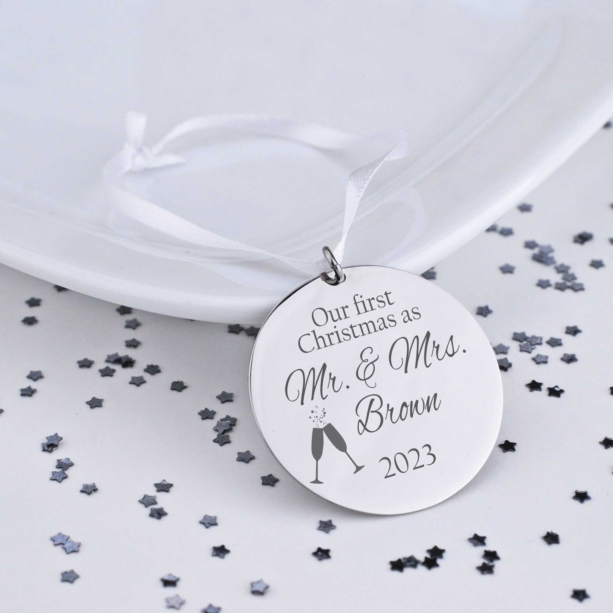 33 Best Wedding Gifts For Older Couples in 2024 - 365Canvas Blog